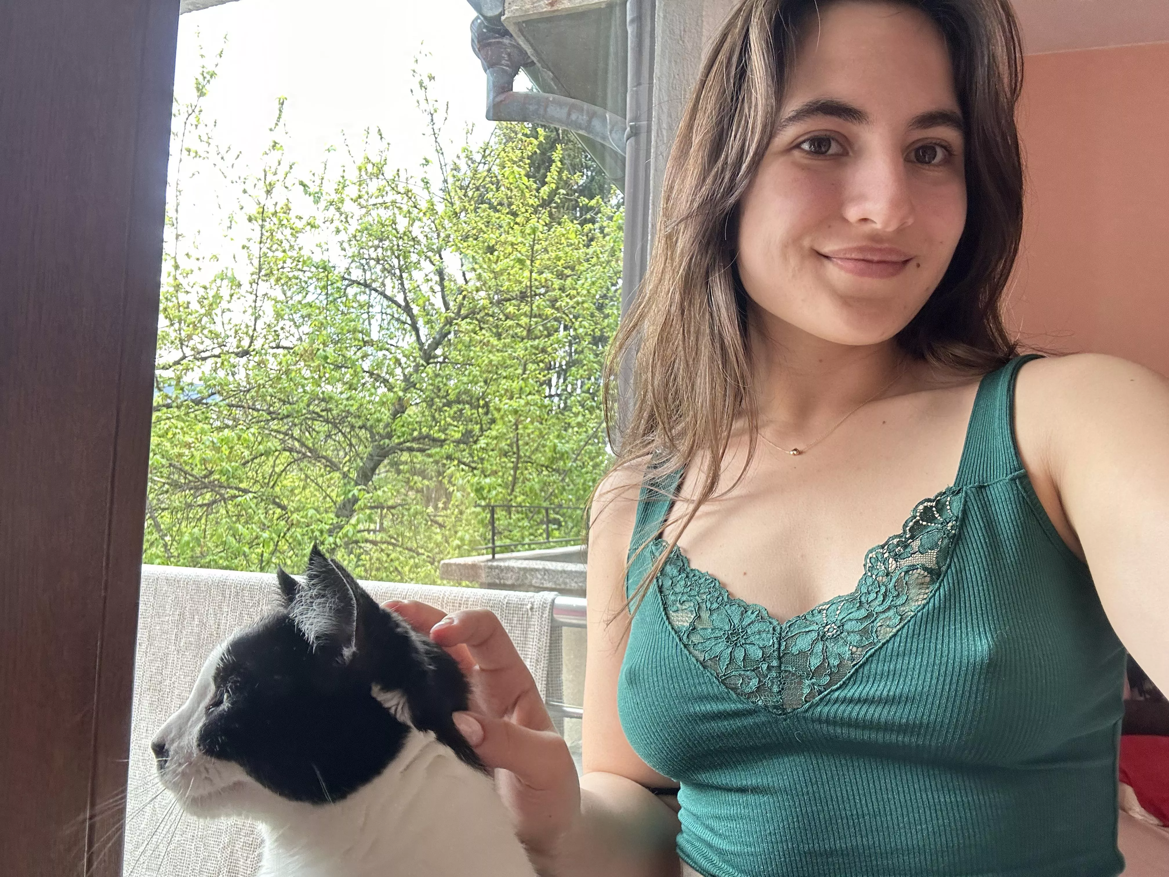 Just me hanging out with my cat ☺️ posted by Kalinamalinaa