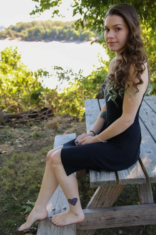 Legs by Right-Ad-9186