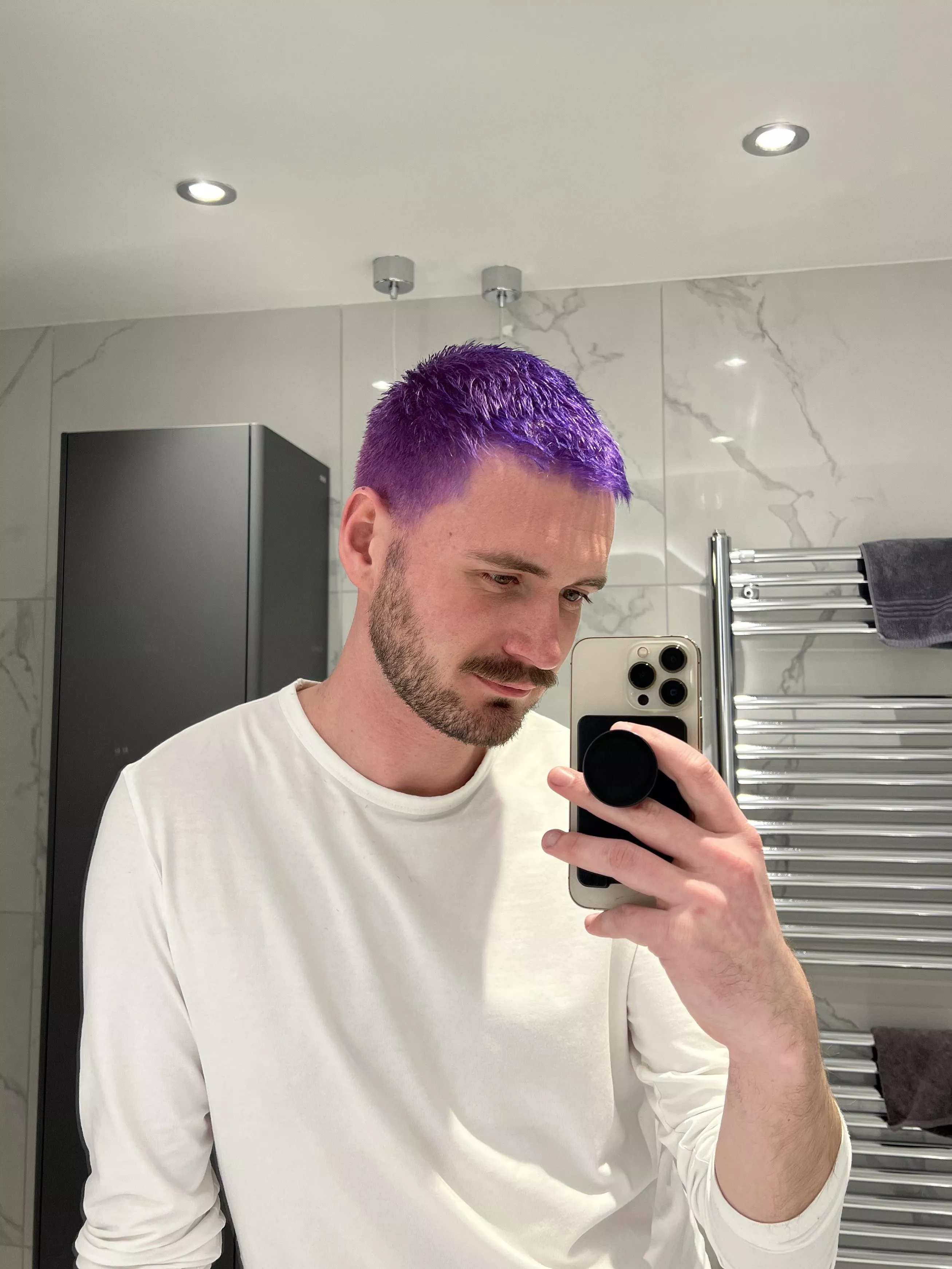 Living version of 😈 posted by awitlesssir