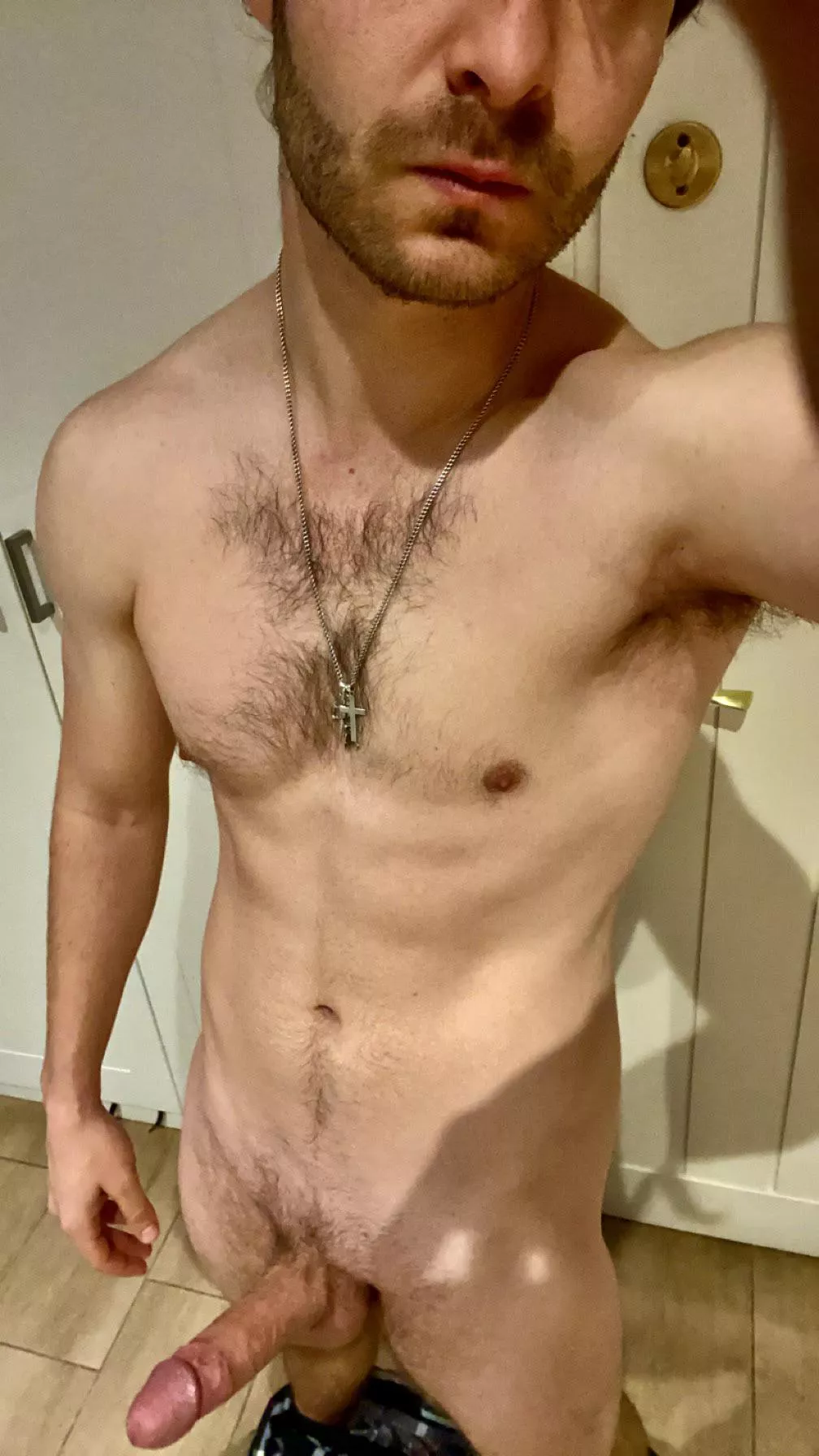 London Hotel vibes posted by paradescarg