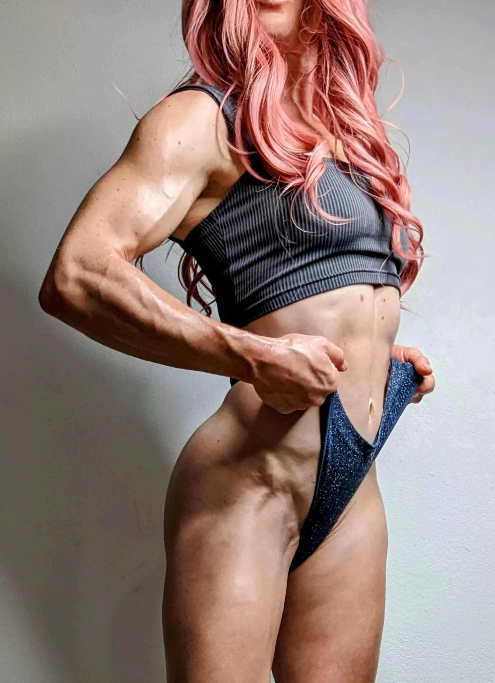 Need a training buddy 😜 posted by powerfulzoyaxxx