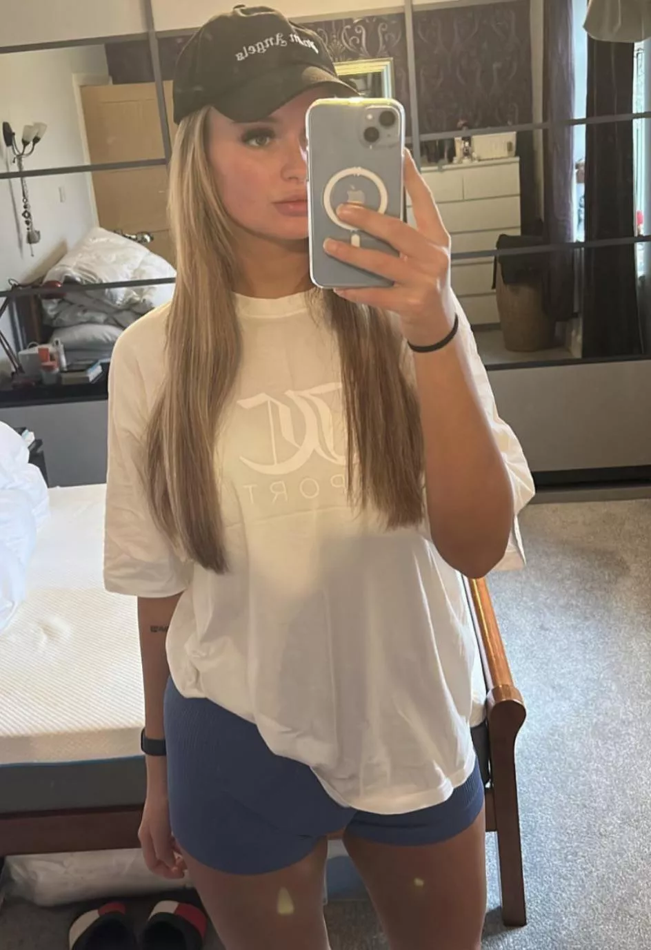 Play with my bulge and call me bro x posted by Han-nahhh