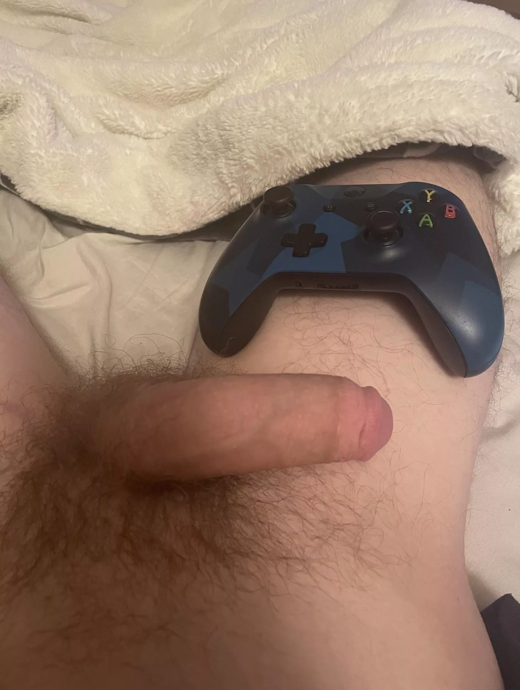 Playing games, Hey! What are you looking at? posted by FormerSeat2624