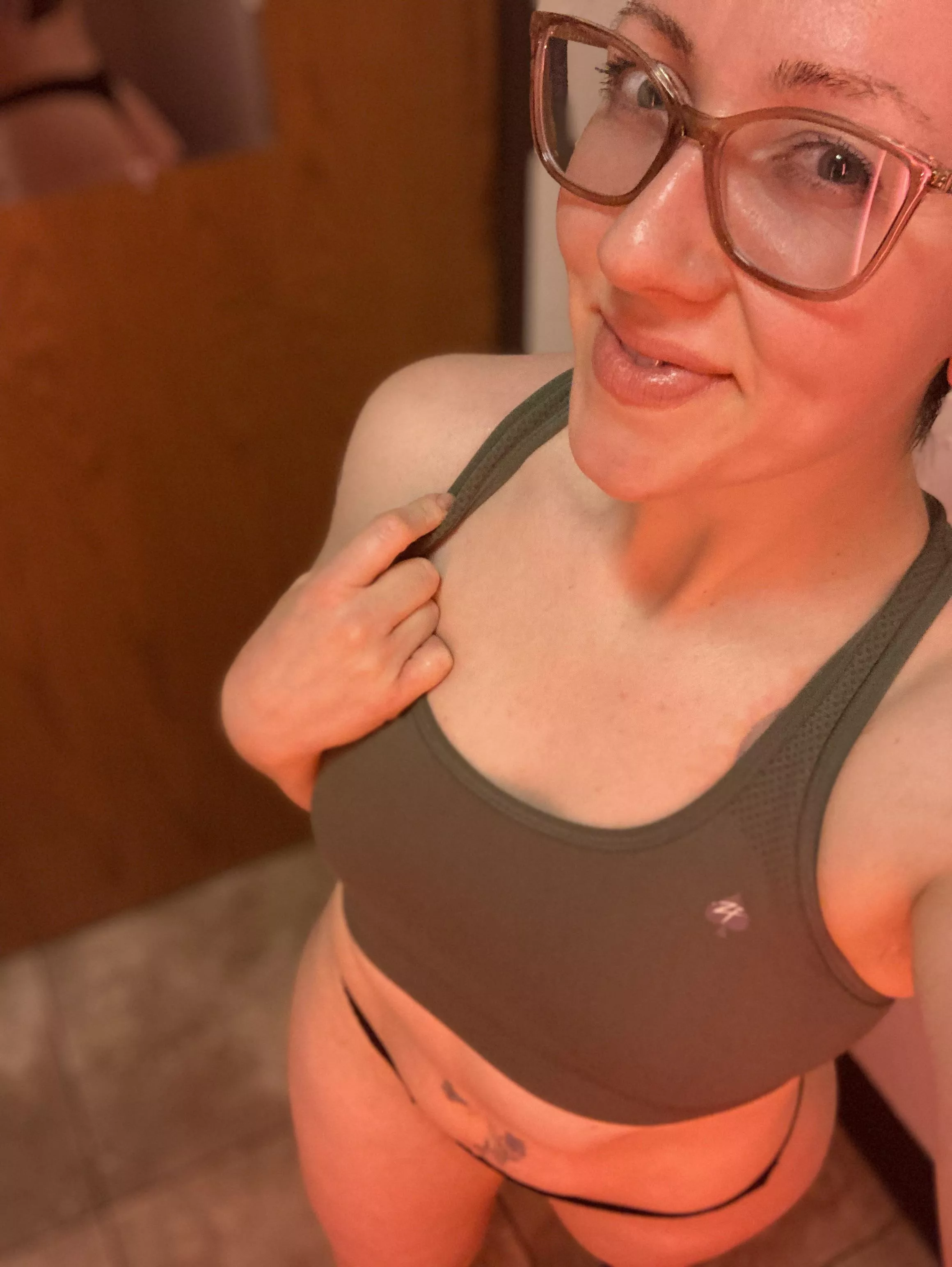 Post workout/pre red light therapy posted by StupidSexySnoo