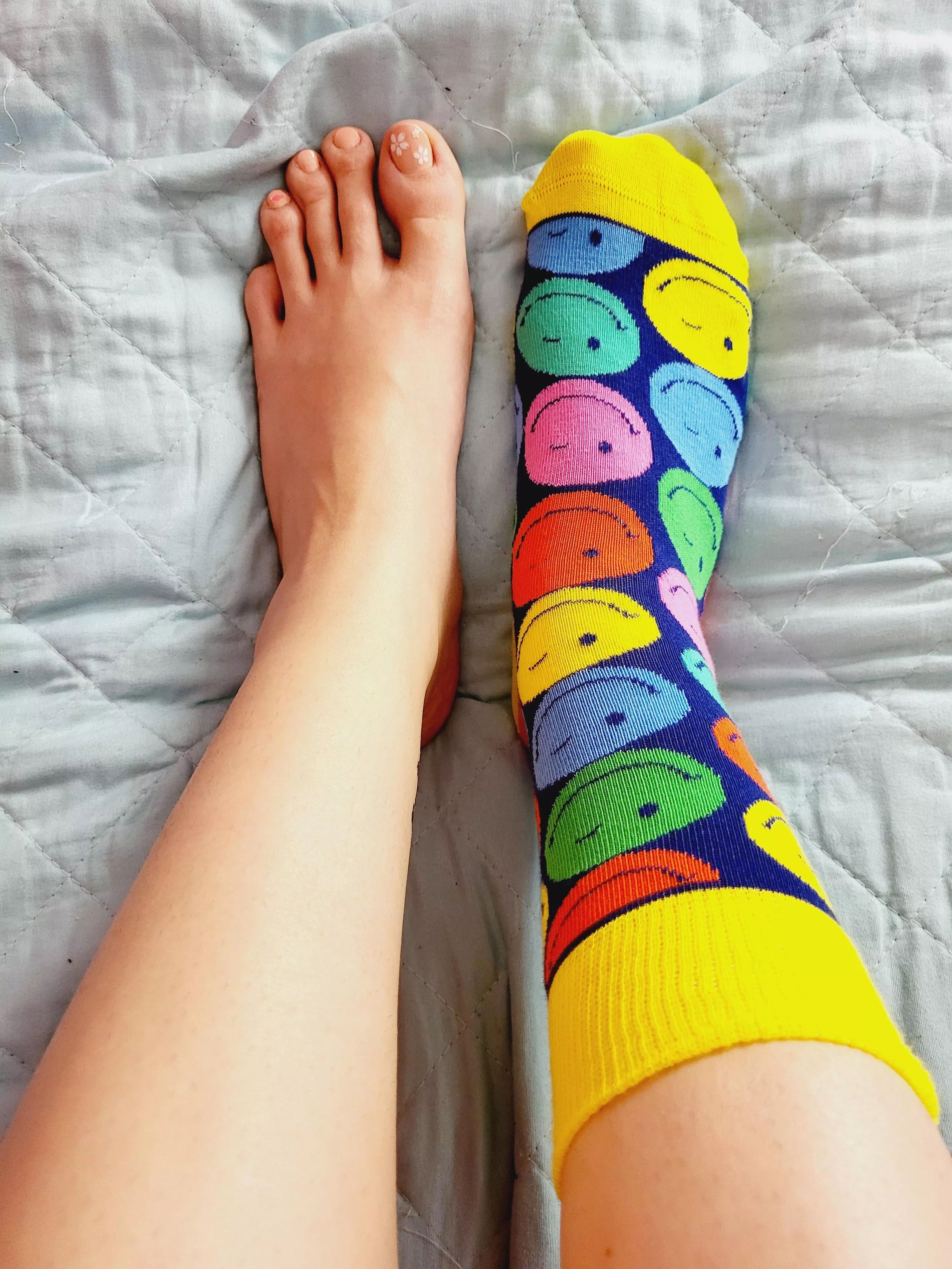 [Selling][EU] Do you like my bubble socks? (OC) posted by SexyFootie