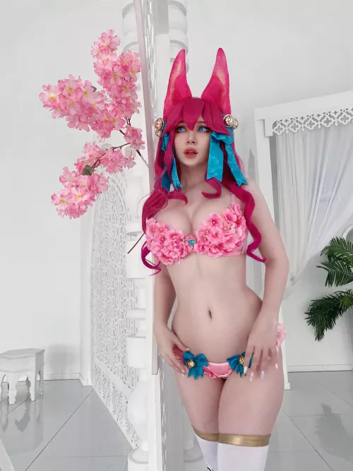 Spirit Blossom Ahri cosplay (Ulichan) by Ulichan_cos