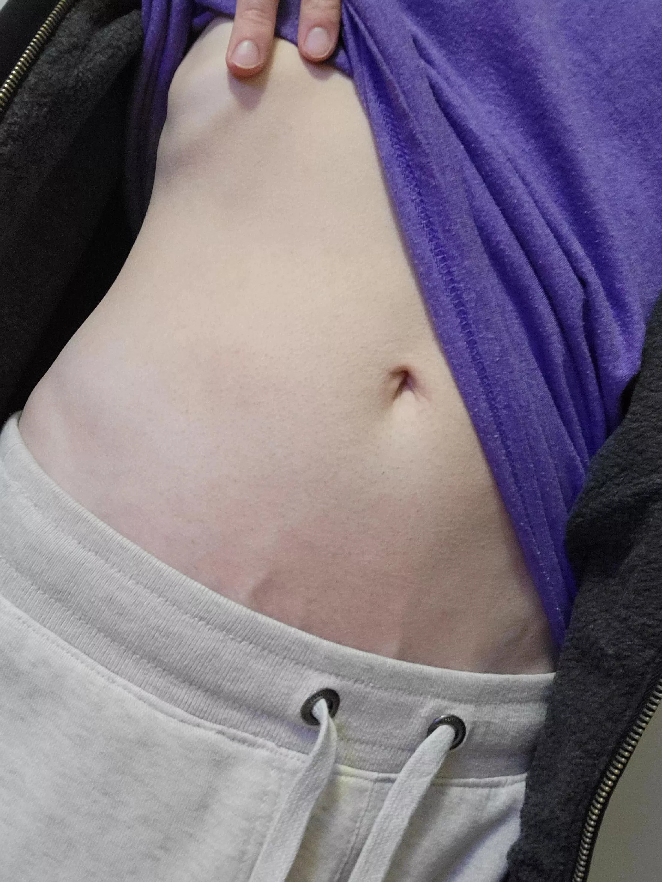 Think you'd be able to wrestle down a 5'3 105lb femboyyy? posted by YourSmolGuy