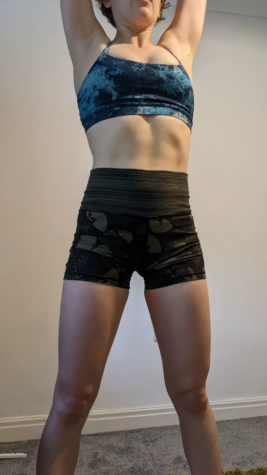 Try to keep up posted by Unknown_Beauty