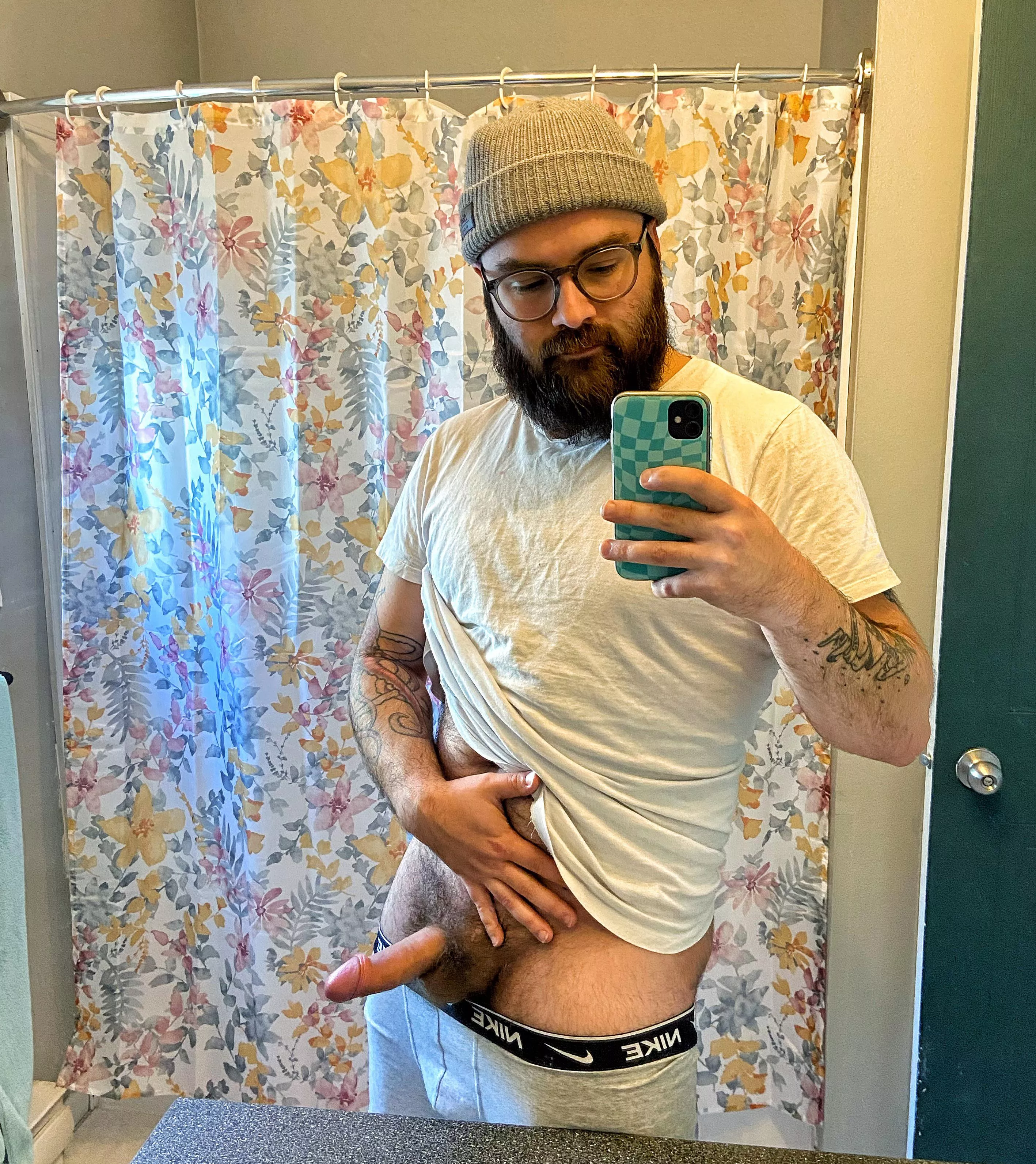 Trying to relaxe before my exams posted by Joystick-2