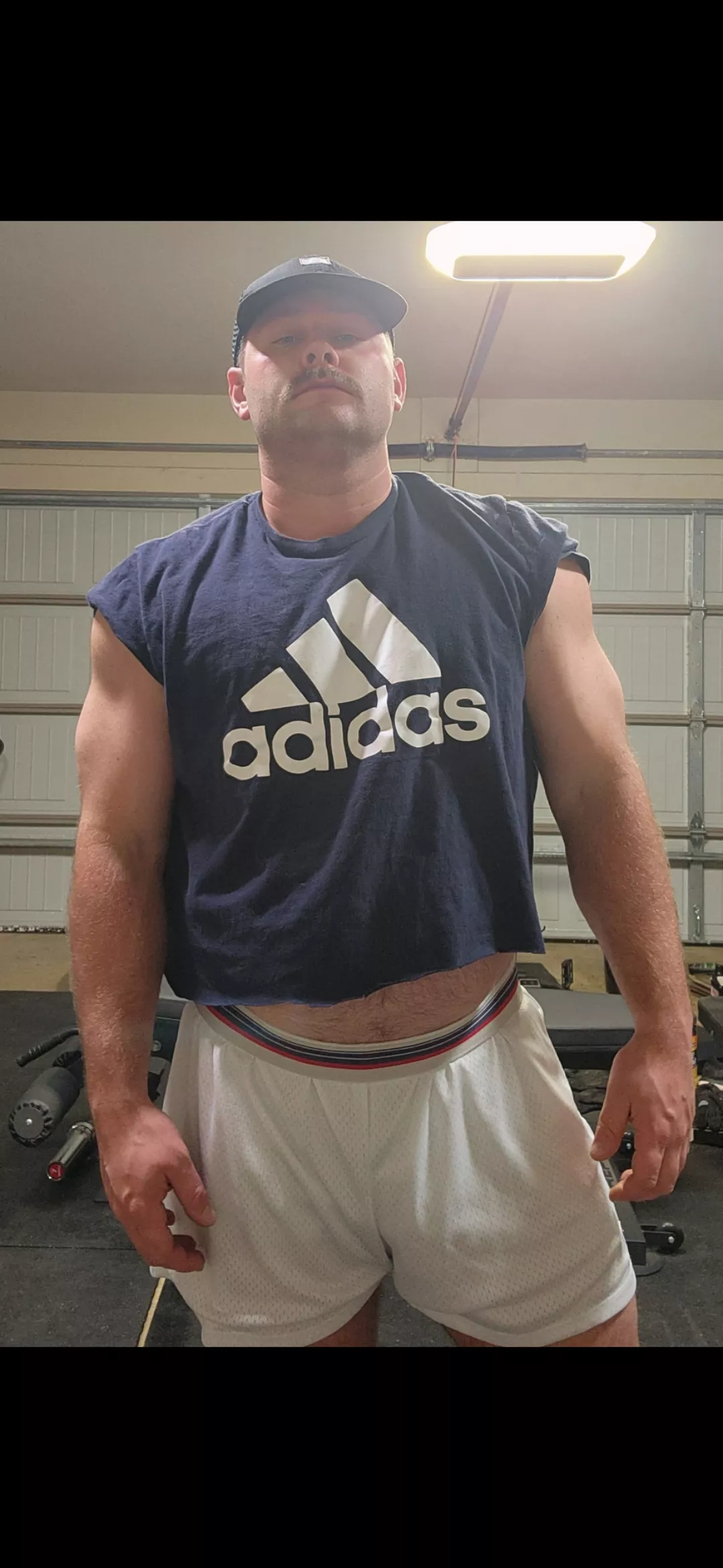 Warmer weather means crop tops in the gym. posted by FFBronson45