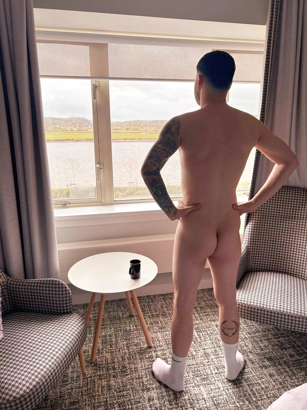 What caught your eye first? 👀 posted by Welsh_Chad