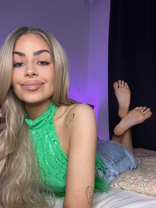 Would you suck them one by one? by ashleyysfeet