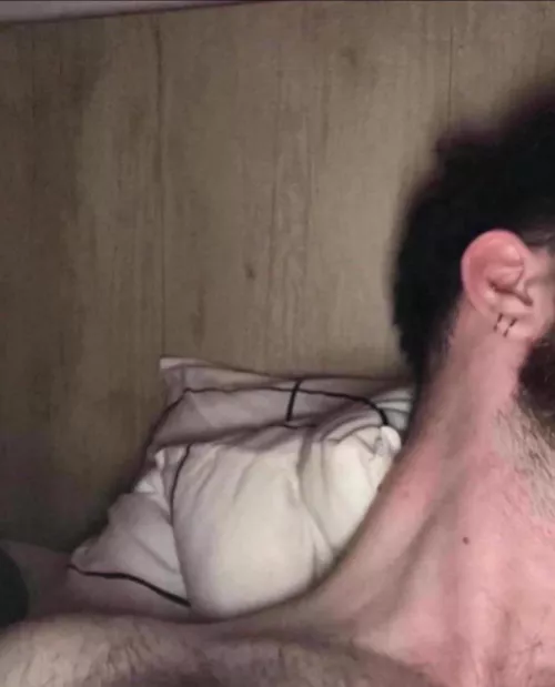 21 romanian stud (hairy+ hung+) hmu rares.sebastian (text me when adding !! ) by raresss