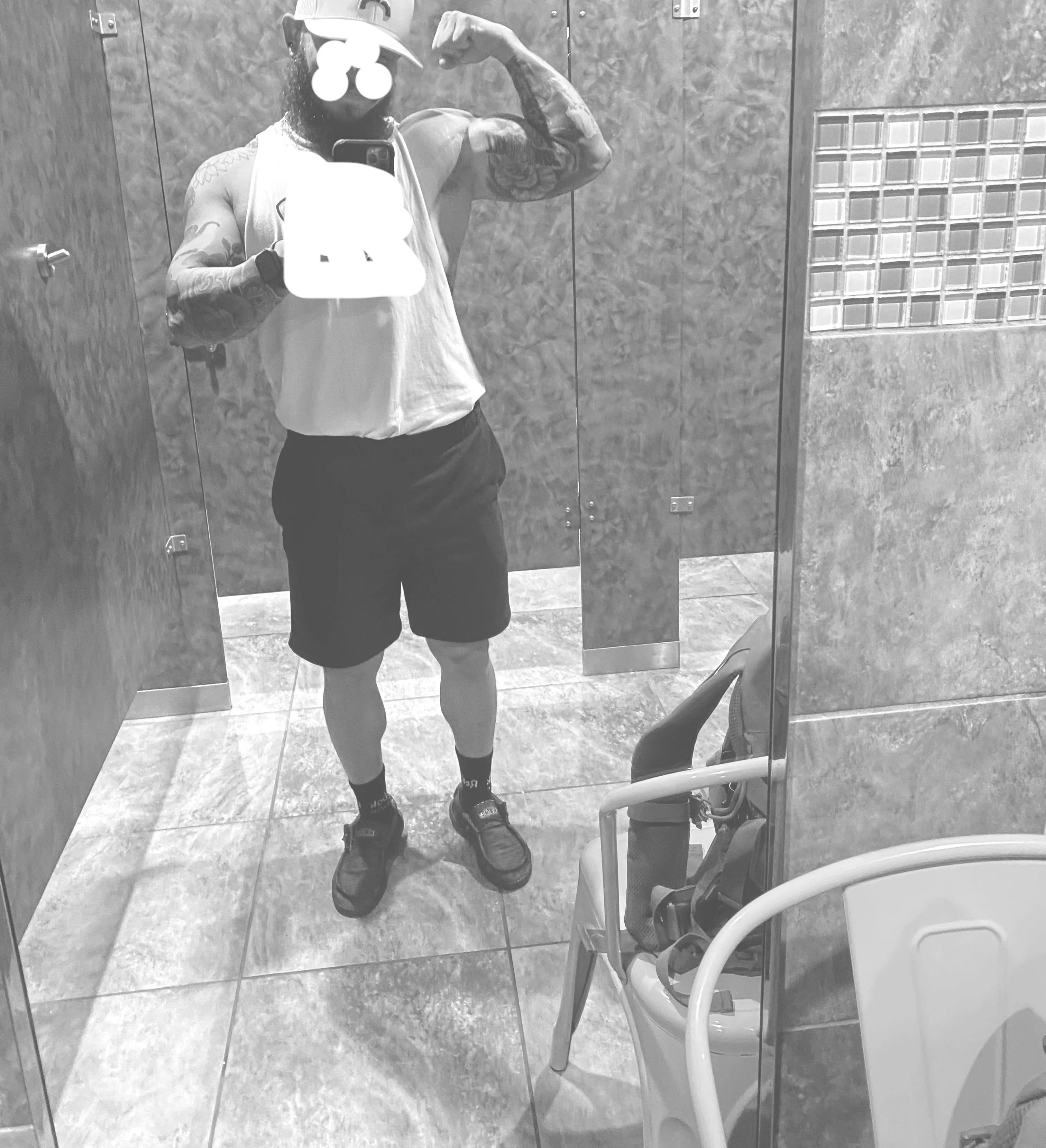 32 [M] posted by blackchevyy90