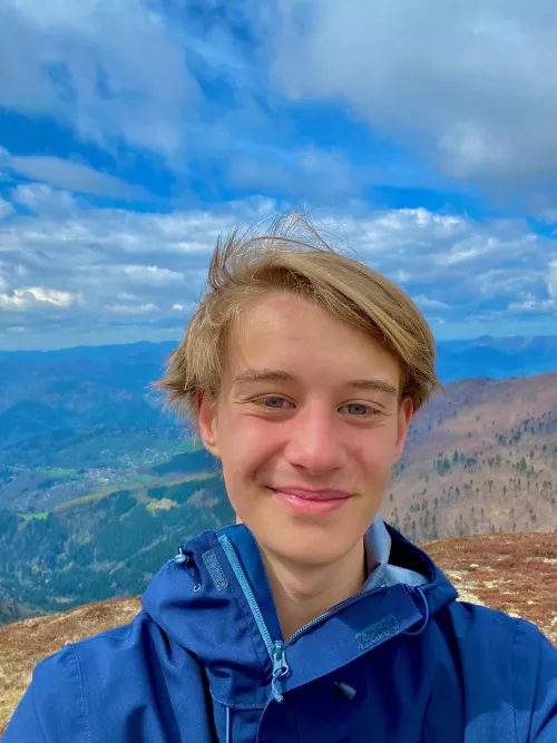 A little wind never hurt anybody 🙃 by Thijs--