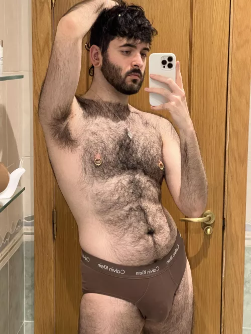 Absolutely not horny at all 🦦 by PiercedOtter