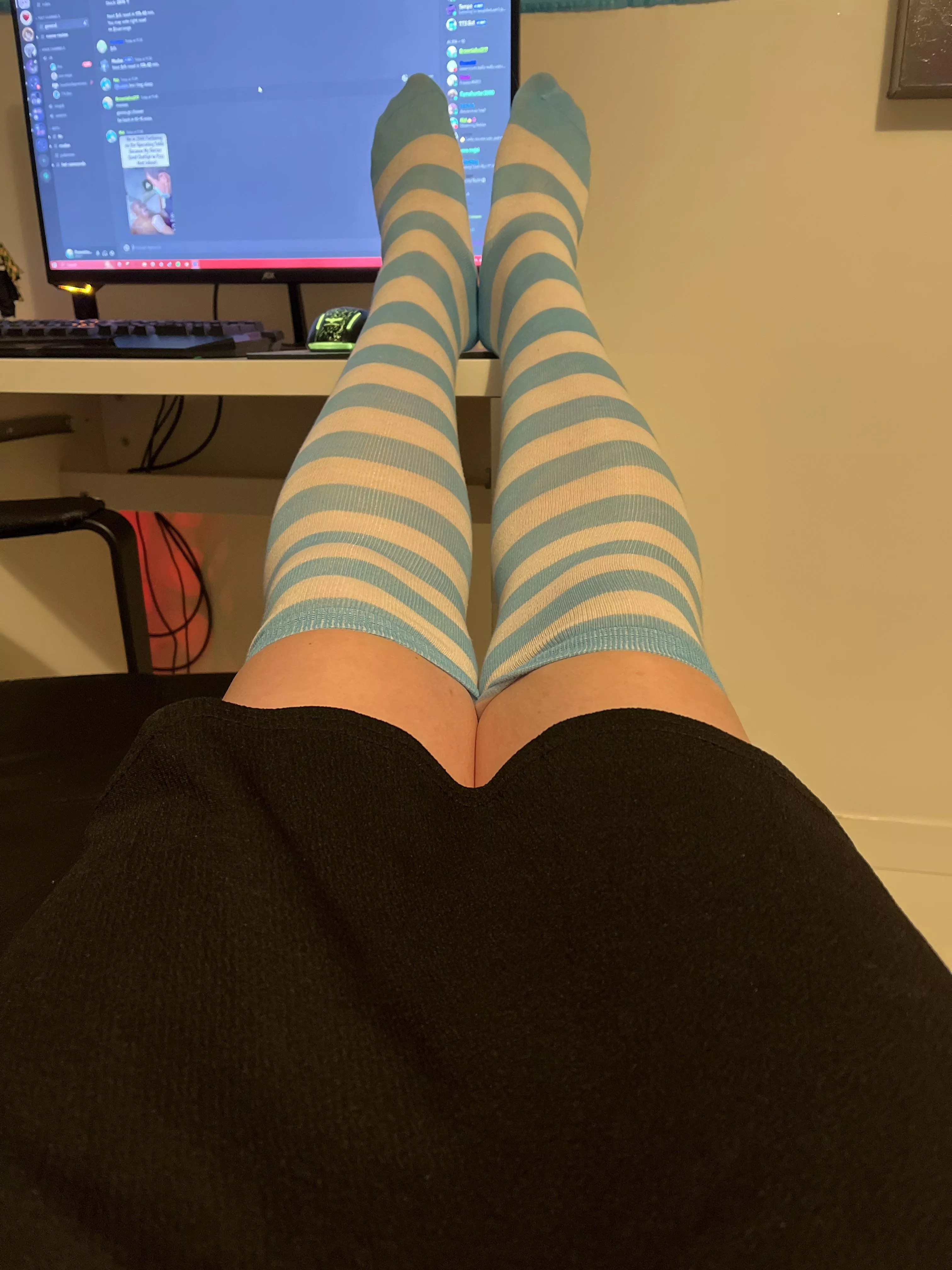 average gaming experience posted by epicboi217