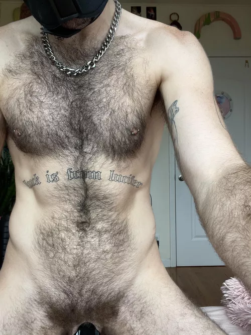 Be honest, do I have cumgutters? by MostAd6152