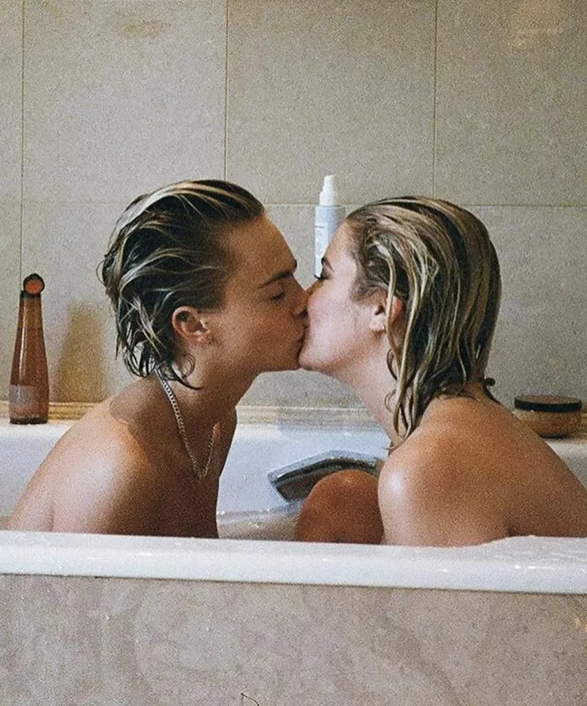 Cara Delevingne and Ashley Benson posted by killerhomie