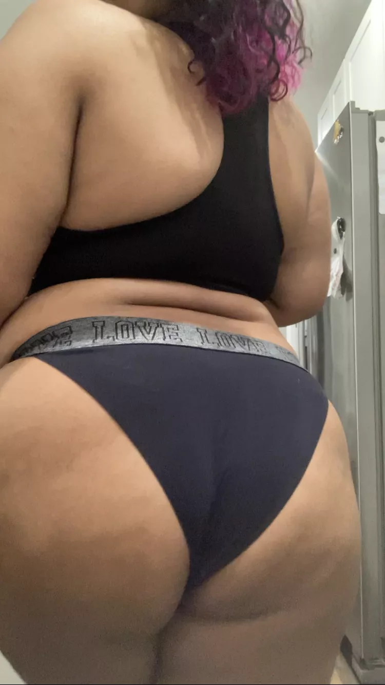 Do you like Indians with juicy butts? posted by AnitaCutie