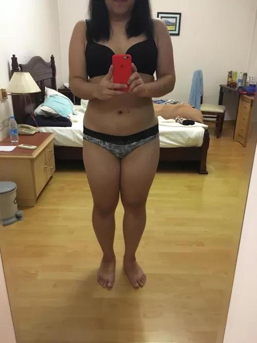 F4M Asian woman looking for some white/black to talk naughty sext by chia1988