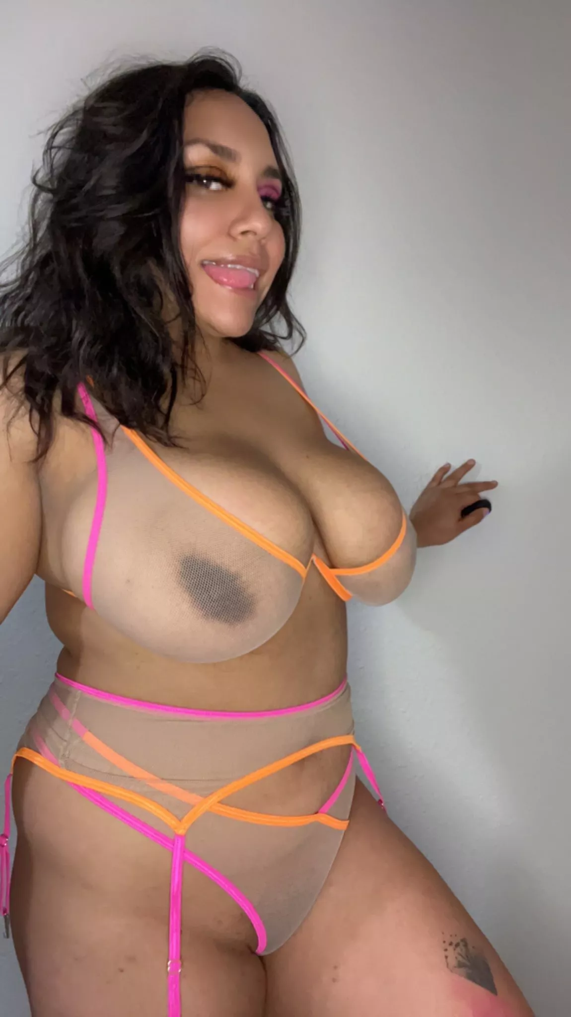 Good morning guys💋 posted by sonia_marie2023