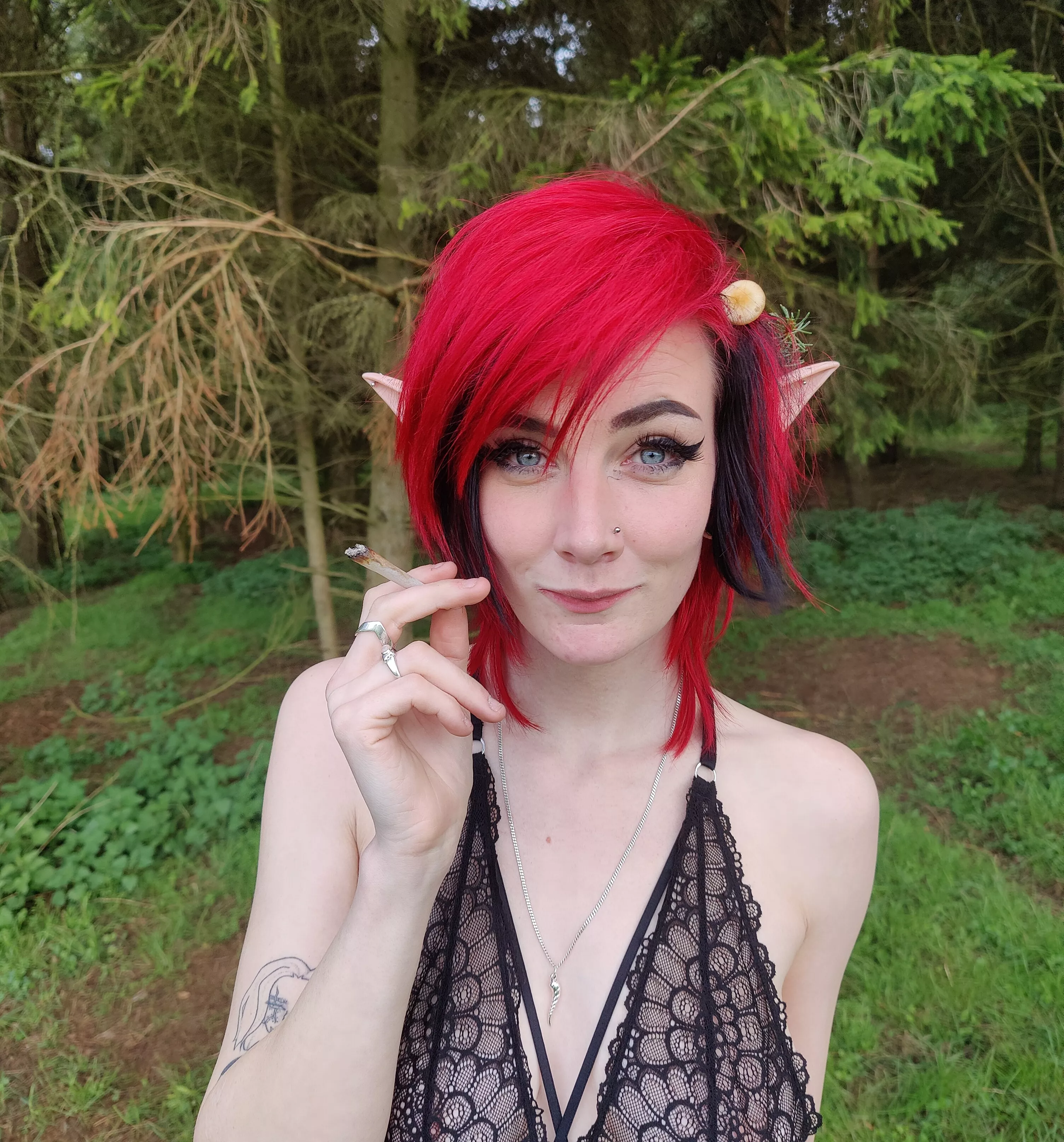 Got my smoke lit, nature in my hair and the wind on my skin what more do you need 🪴 posted by Accalia9119