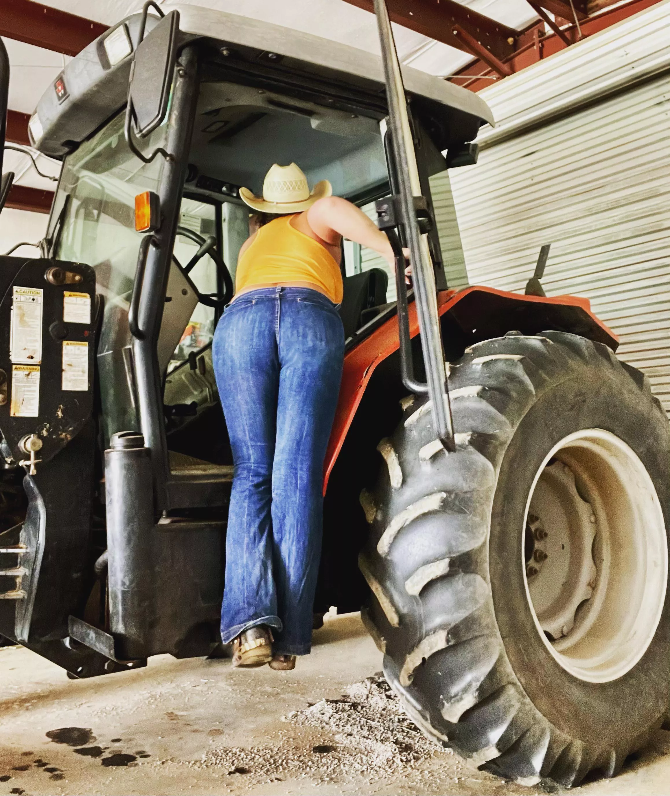 Happy hump day from a cheating slut! posted by Tx-cowgirl