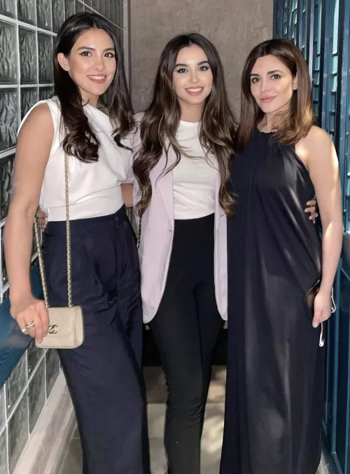 Hot monochrome girls. (Sisters) by sulisuperior