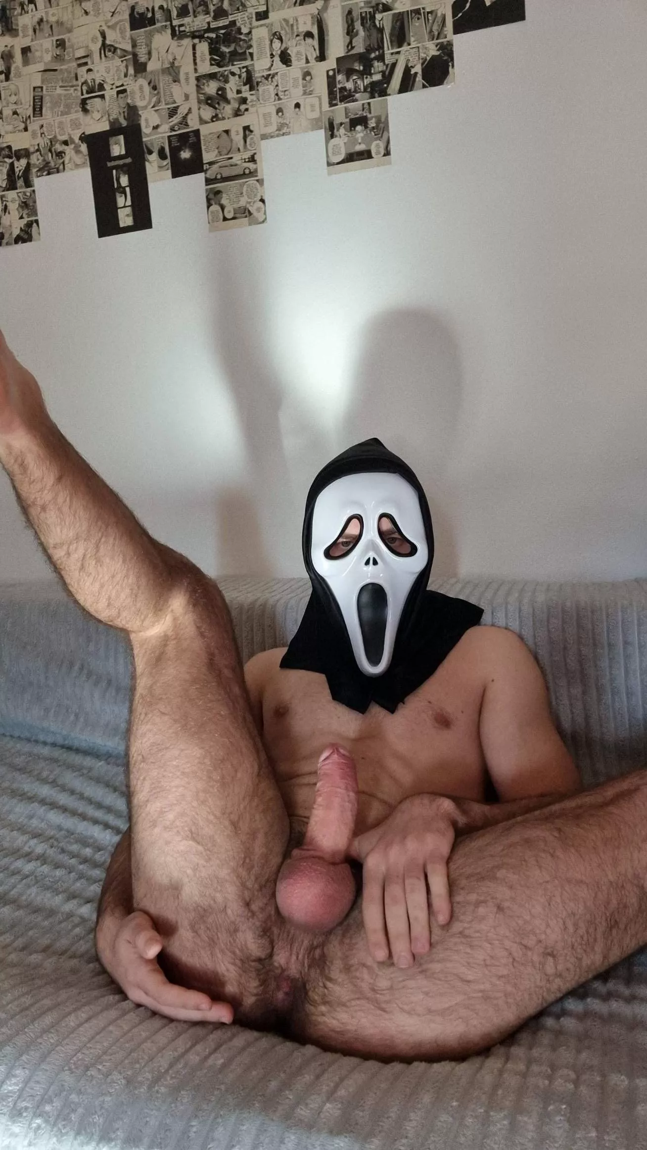 I leave the door open and let anyone who comes in use my hole posted by SignificantAgeas