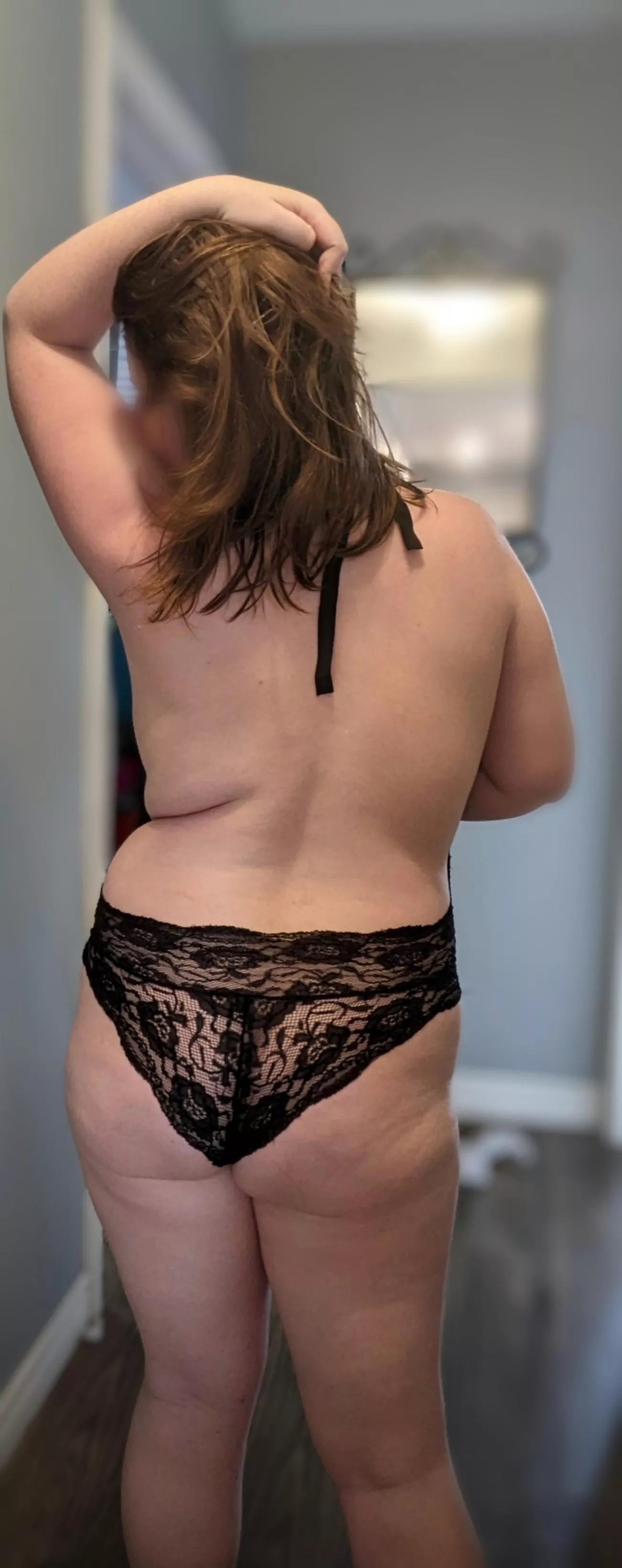 I was told by one of my followers to post this again after I deleted it. Well here we go 😂 🍍 posted by SunflowerGirl1387