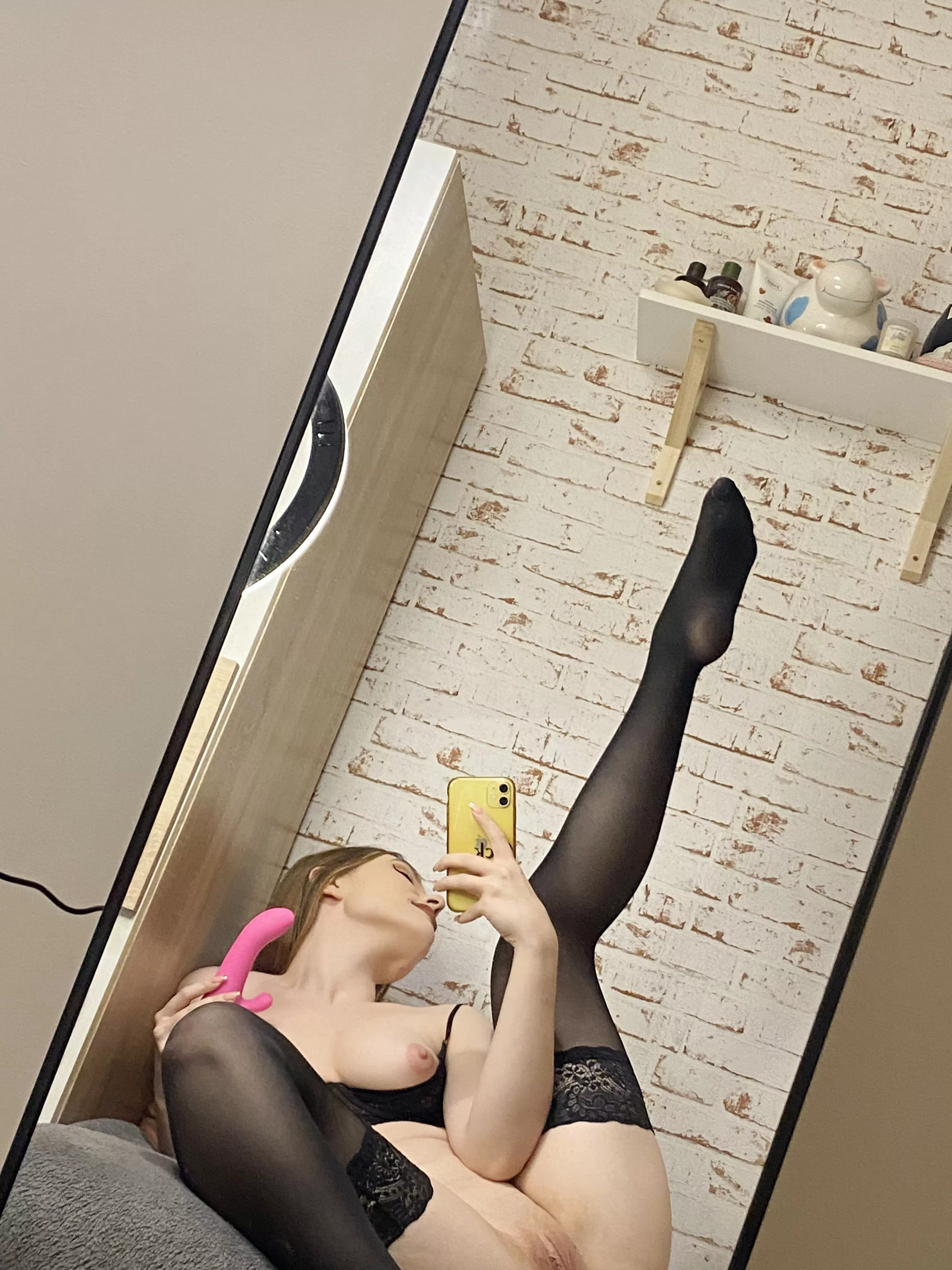 If I had a boyfriend, I would send him nudes all the time posted by hveraloftfd