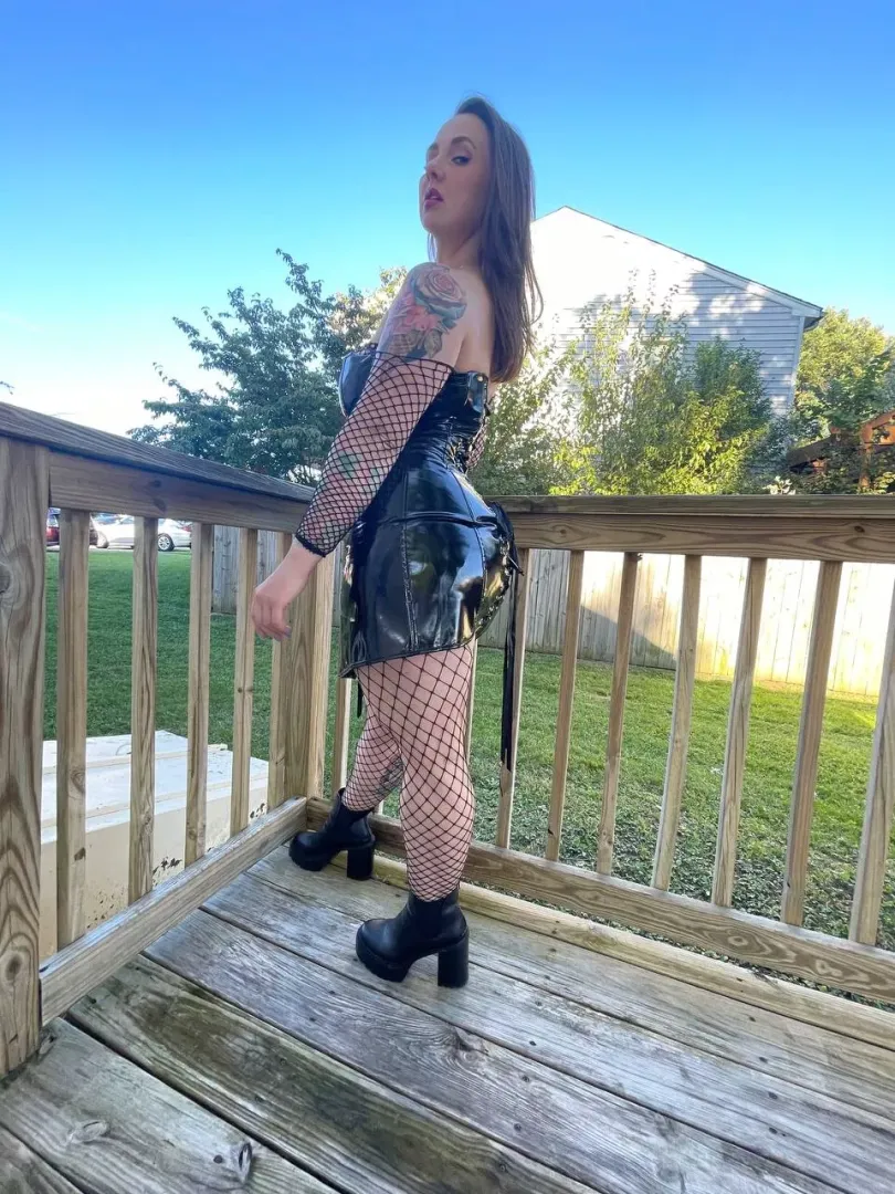 I'll make you obey me posted by Sexyrussiancherry