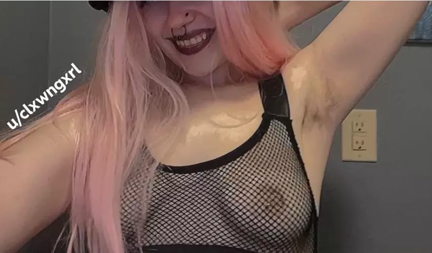 it’s light but it’s long 🥵 by clxwngxrl