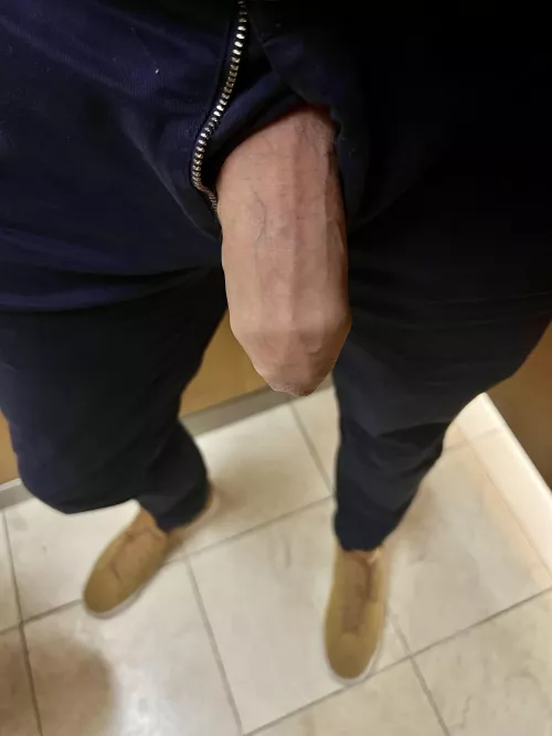 Letting it breathe at work by christian_89_