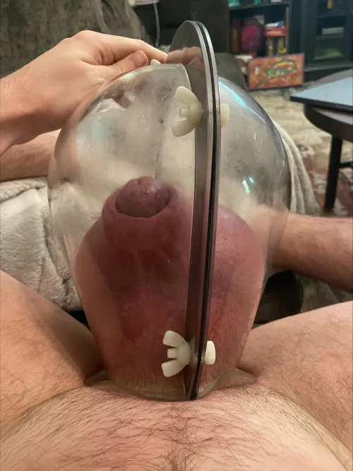 My balls look SO photogenic in this pic by Pumpstart1