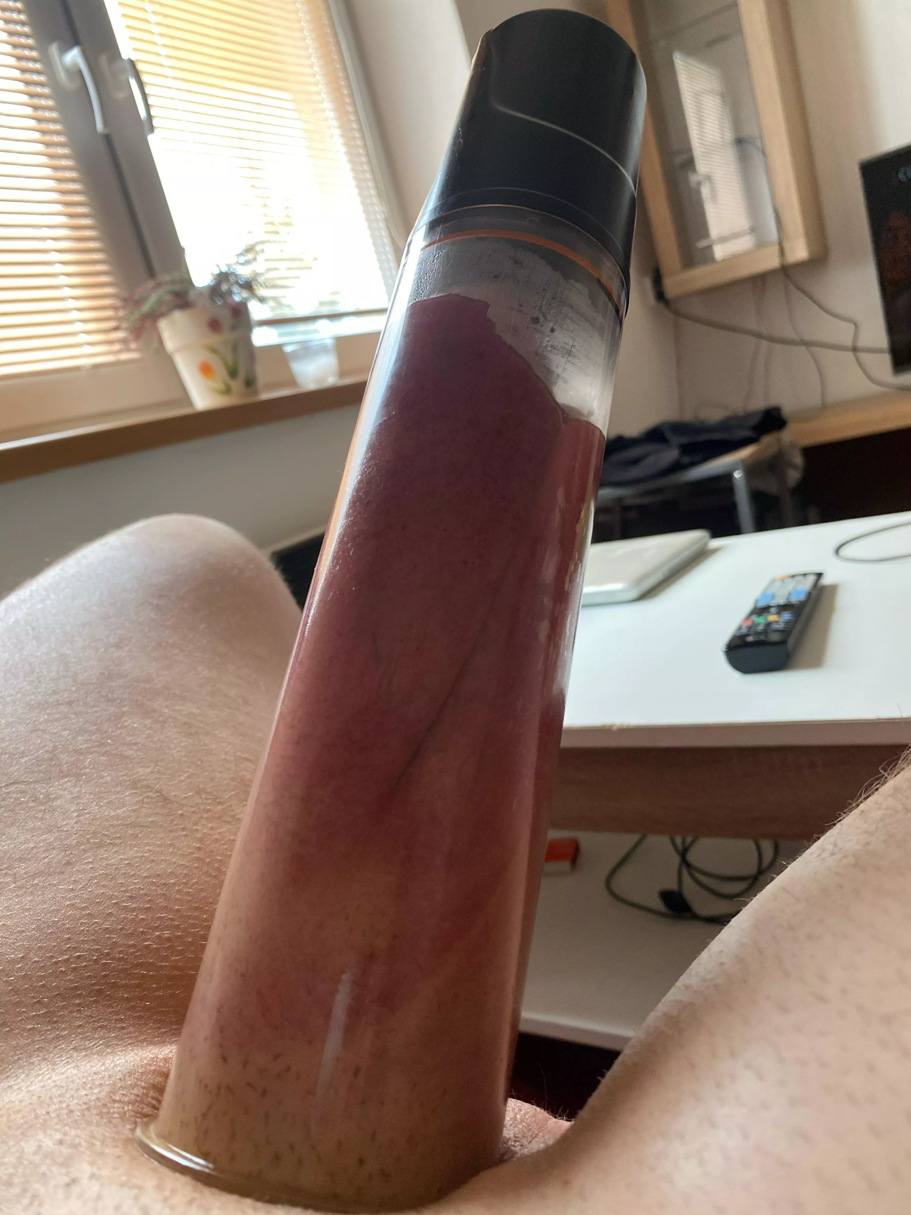 New electric fun posted by Kissak4