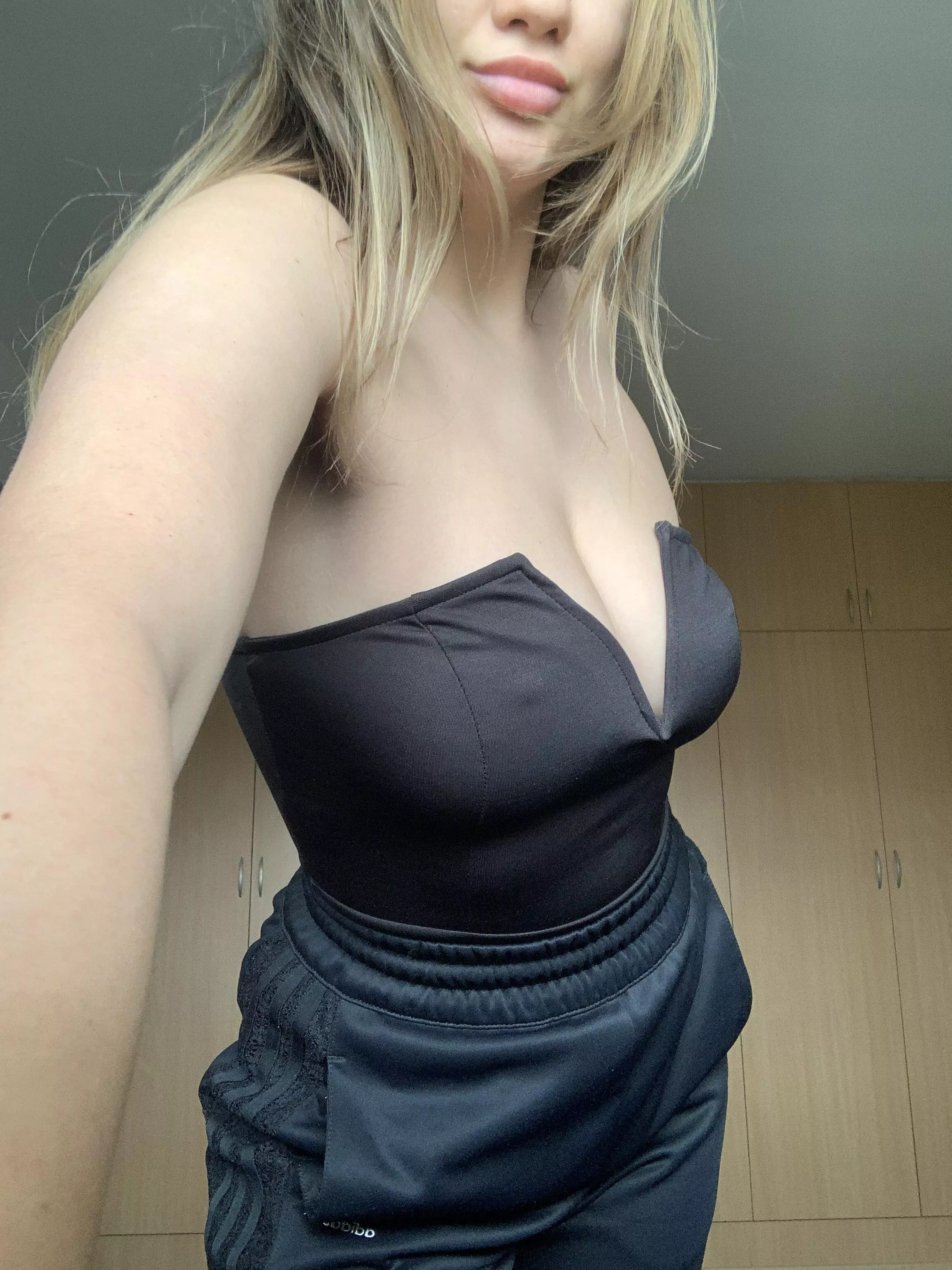 No bra anywhere anyway 😝 posted by Xxkityx