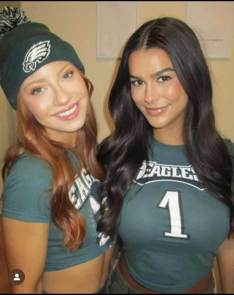 Redhead versus mixed race posted by spicy_kingWest44