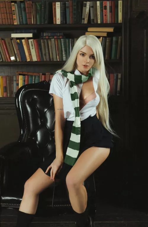 Slytherin Student by Sophie Katssby [self] by Sophie_Katssby