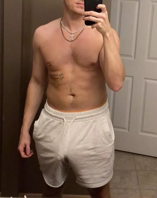 The usual WFH bulge 😏 posted by TastyTip2312