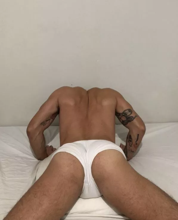 wanna take them off? posted by tiagostiff