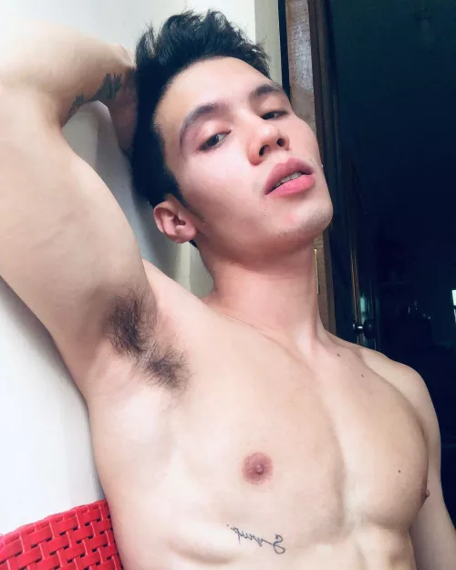 Want some? Sniff or lick? by syruptolick