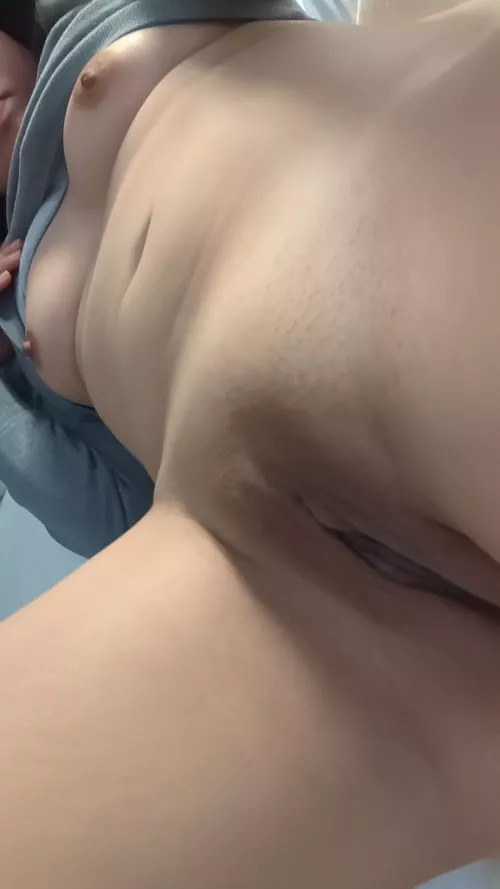 wish I was eating pussy rn 🤤🥵 by indica-kal3