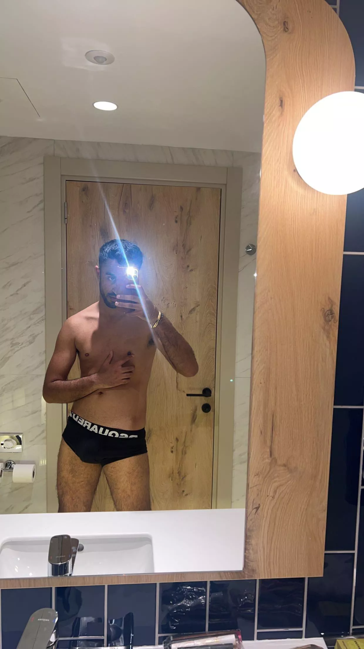 22 curious @sb148214 posted by Apple_Realistic