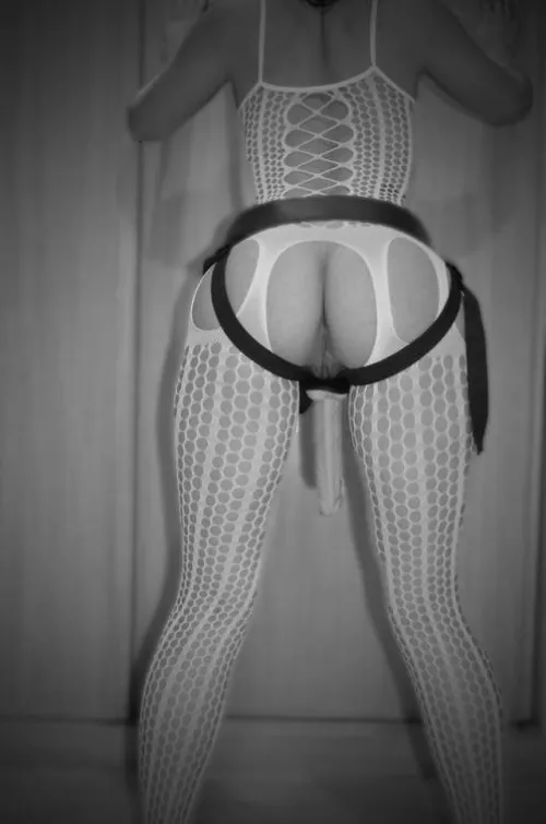 Buena vista? by FemdomLovers