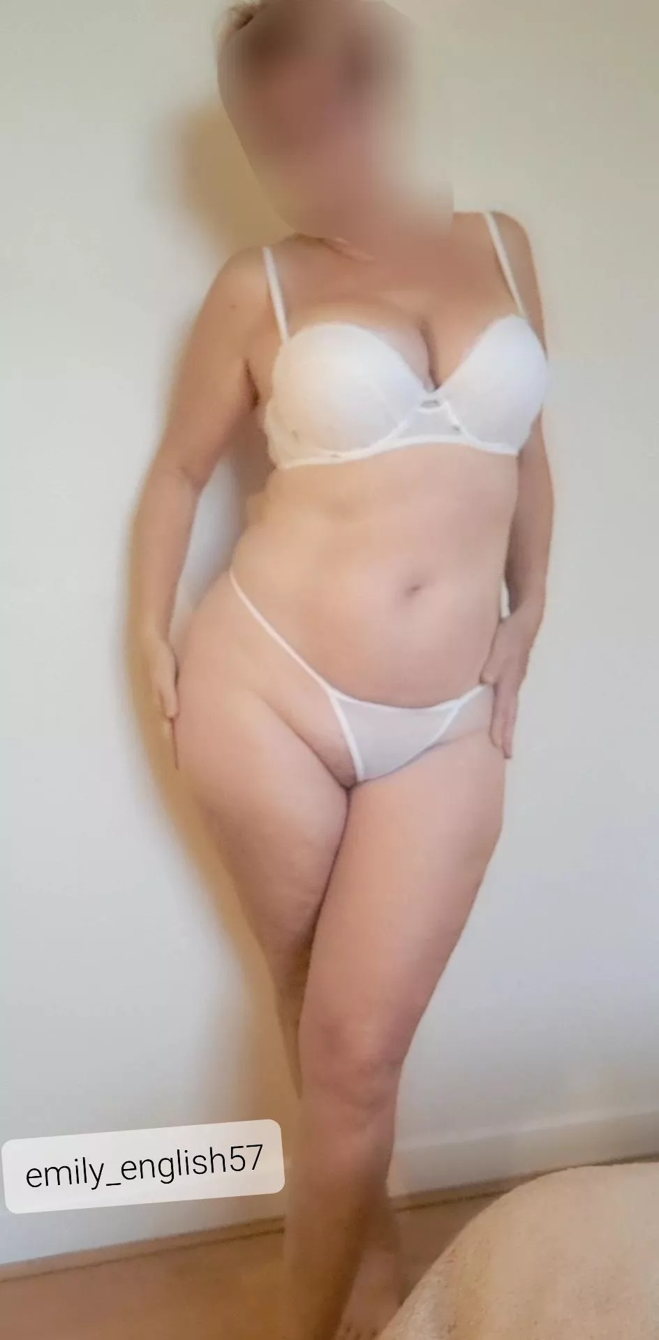 curvy thighs lead to shapely legs posted by Emily_english57