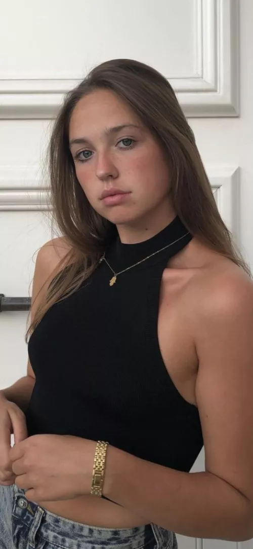 Cute IUTR by jonreeze