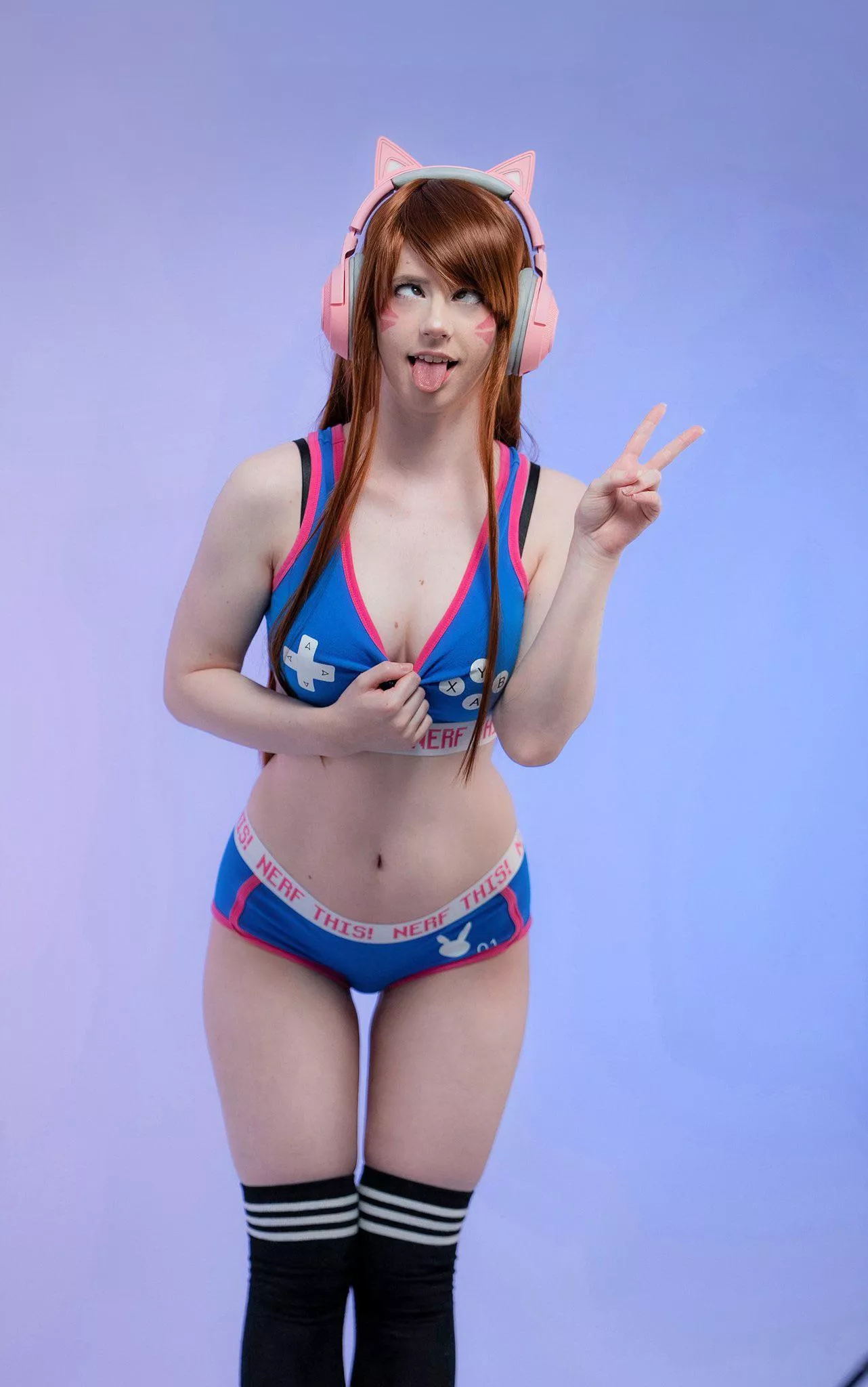 DVa (Overwatch) by Ellie Rae posted by ellieraelol