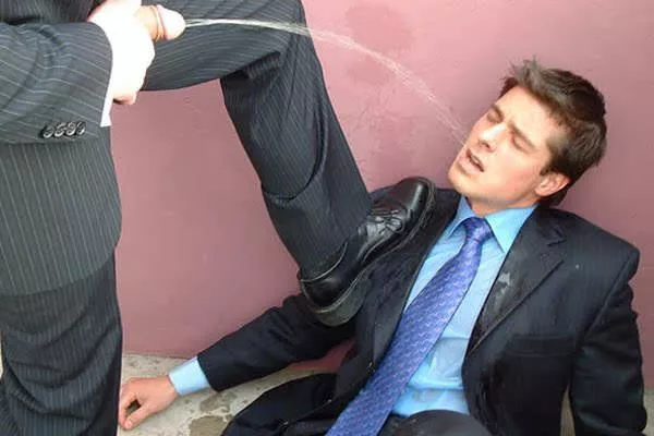 “Executives piss too” … posted by neilfromsydney2003